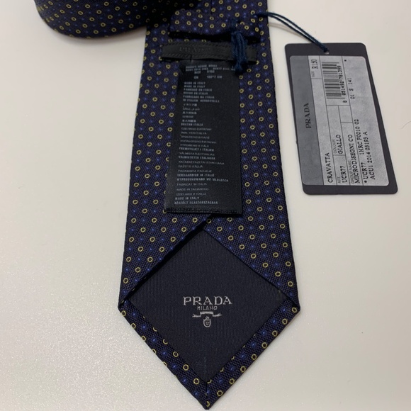 Prada Cravatta Microdisegni Navy Blue and Gold Dots 100% Silk Tie New with Tag - Picture 6 of 8